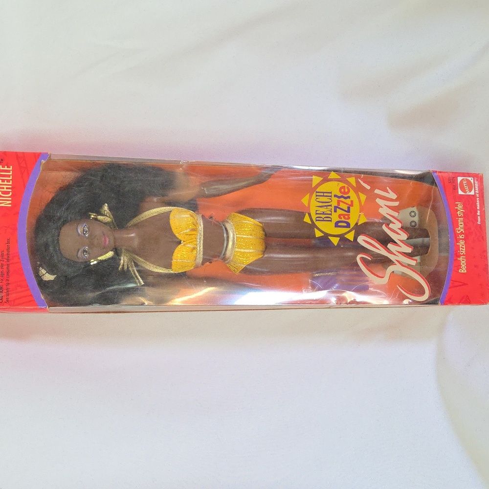 1991 Mattel Beach Dazzle Shani Nichelle New In Box Old Stock Black Barbie Friend
